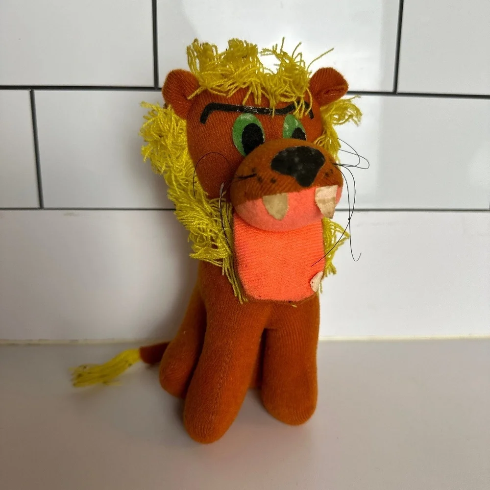 Vintage Dream Pets 1977 Rory Lion Stuff Animal - Picture 1 of 6